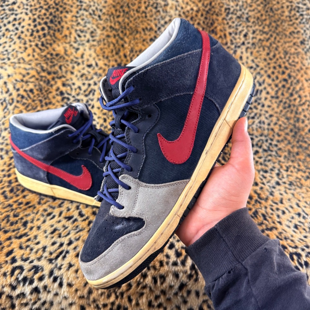 Nike SB Dunk Mid Pro Dark Obsidian Red Corduroy Suede 314383-405 Mens 11.5